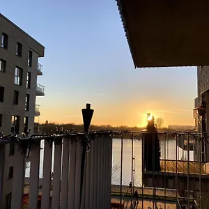 https://luxuswohnung-mit-weserblick-nhe-city.hotelsinbremen.net