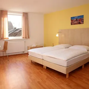 A&o Friedrichshain Хостел