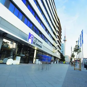 H2 Berlin-alexanderplatz ברלין